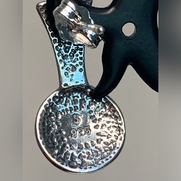 Silpada - Shube Vintage Petite Rare Sterling Silver & Amethyst Post Earrings - Picture 5 of 16